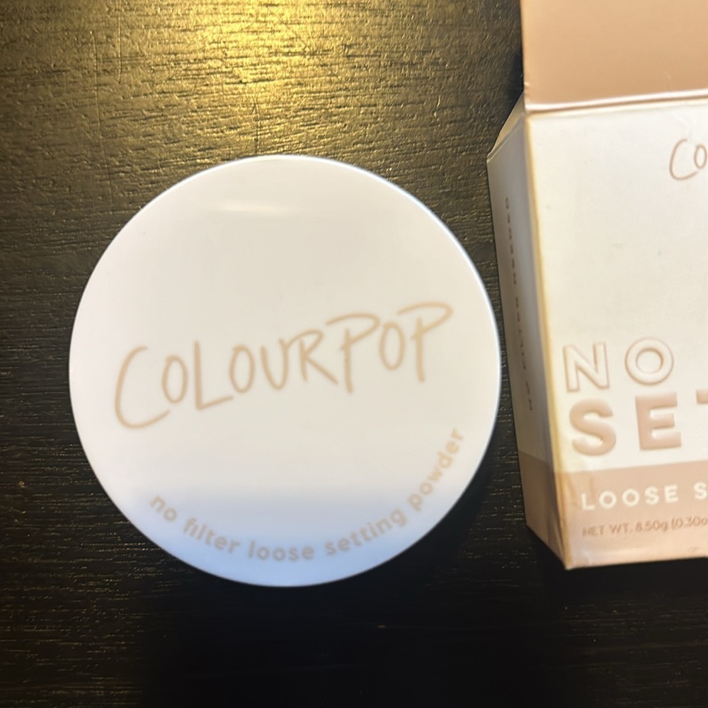 Colourpop translucent setting powder - Picture 3 of 3
